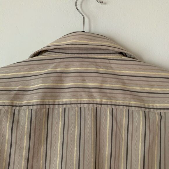 J. Ferrar beige striped long-sleeved shirt, great condition, beautiful, Small - Picture 8 of 8